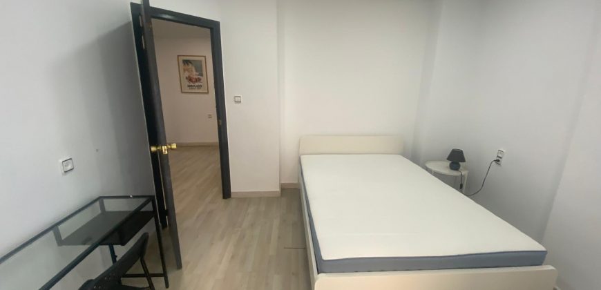 Apartment for rent in the historic center of Valencia