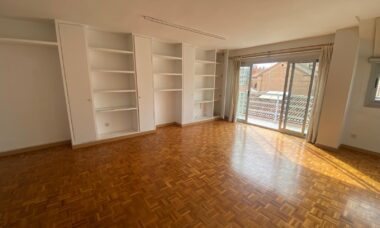 Piso en Alquiler en la Calle Jorge Juan, Valencia