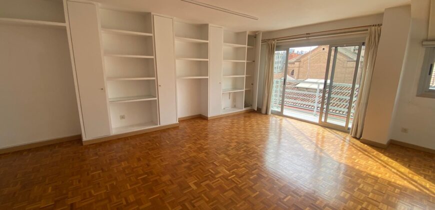 Piso en Alquiler en la Calle Jorge Juan, Valencia