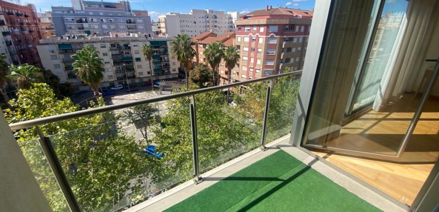Piso amueblado en Alquiler en Castellón, Edificio Pintor Soler Blasco