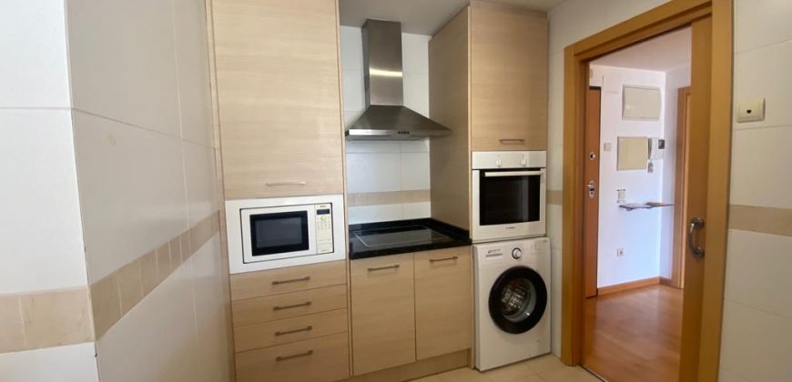 Piso amueblado en Alquiler en Castellón, Edificio Pintor Soler Blasco