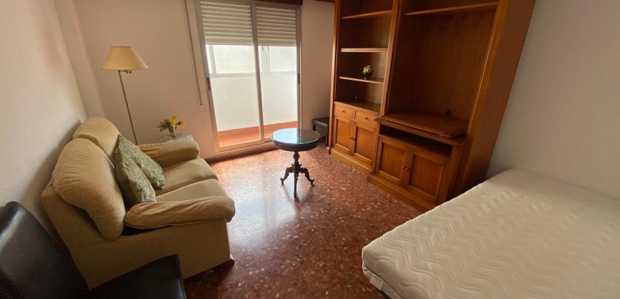 Piso en Alquiler en pleno centro de Valencia, en la Calle San Vicente