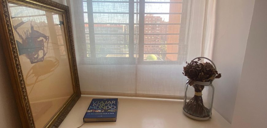 Piso en Alquiler en Calle Gorgos, Valencia