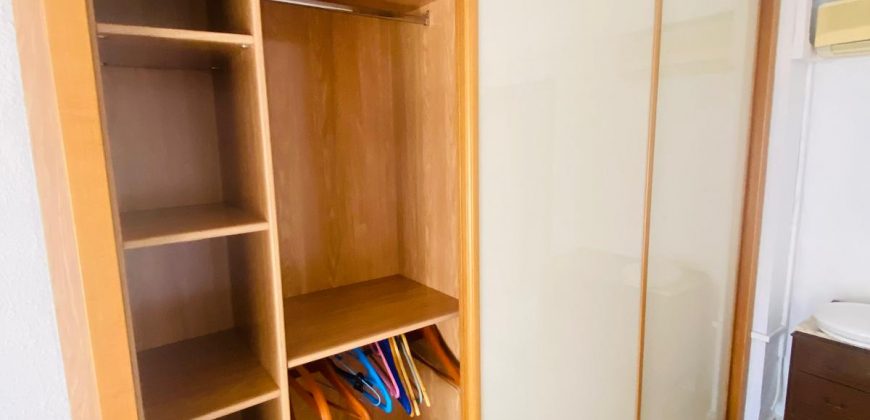 Apartment for rent on Luis Oliag Street, Valencia