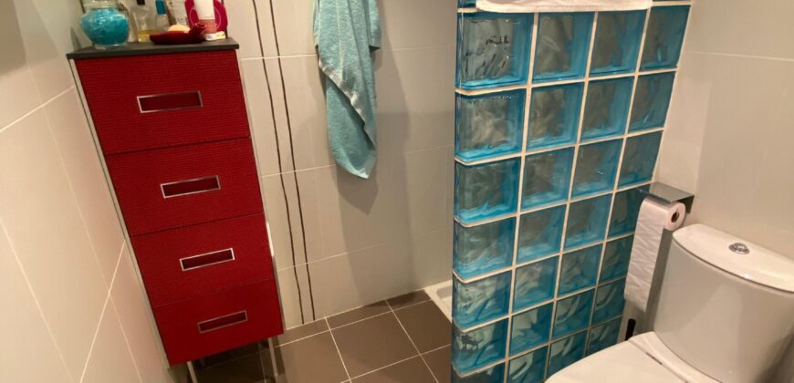 Piso en venta en Calle d’Hug de Montcada