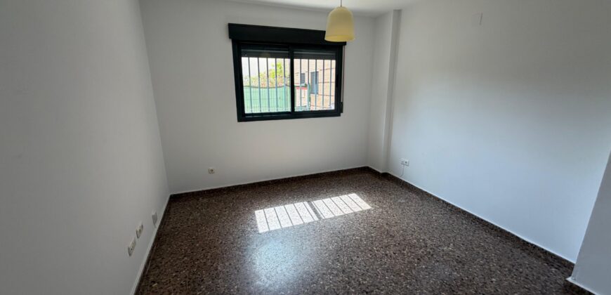 Alquiler de piso en Pont-Saint-Martin 1, Centro, Bétera
